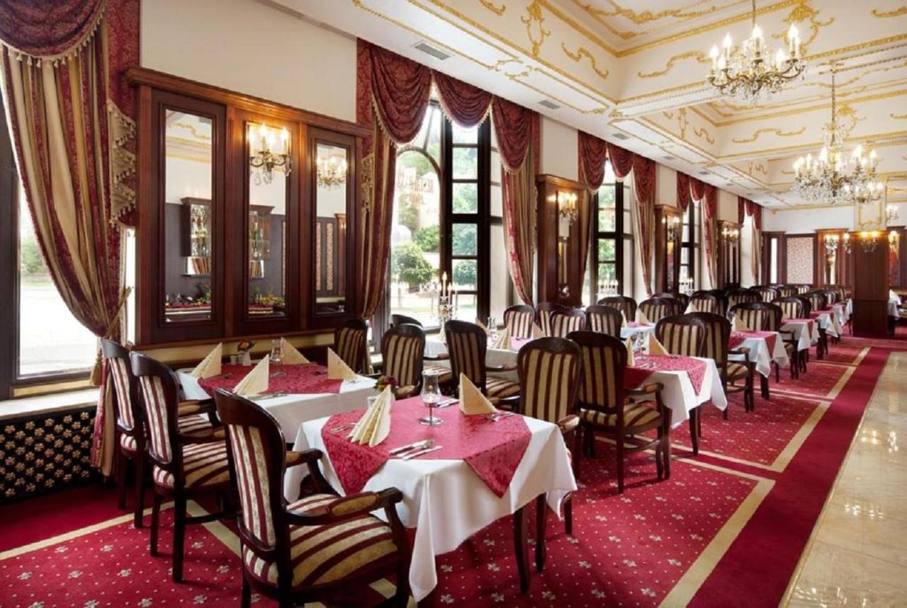 Hotel Excelsior 마리안스케 라즈네 외부 사진